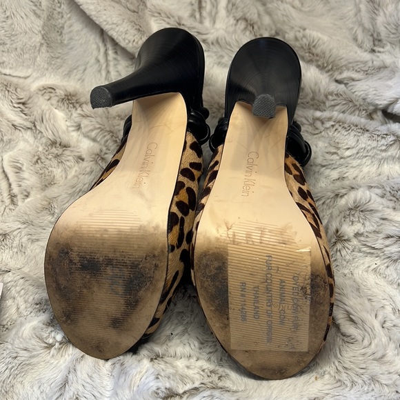Calvin Klein heels size 6 dyed fur leopard print. Great condition! - Picture 4 of 4